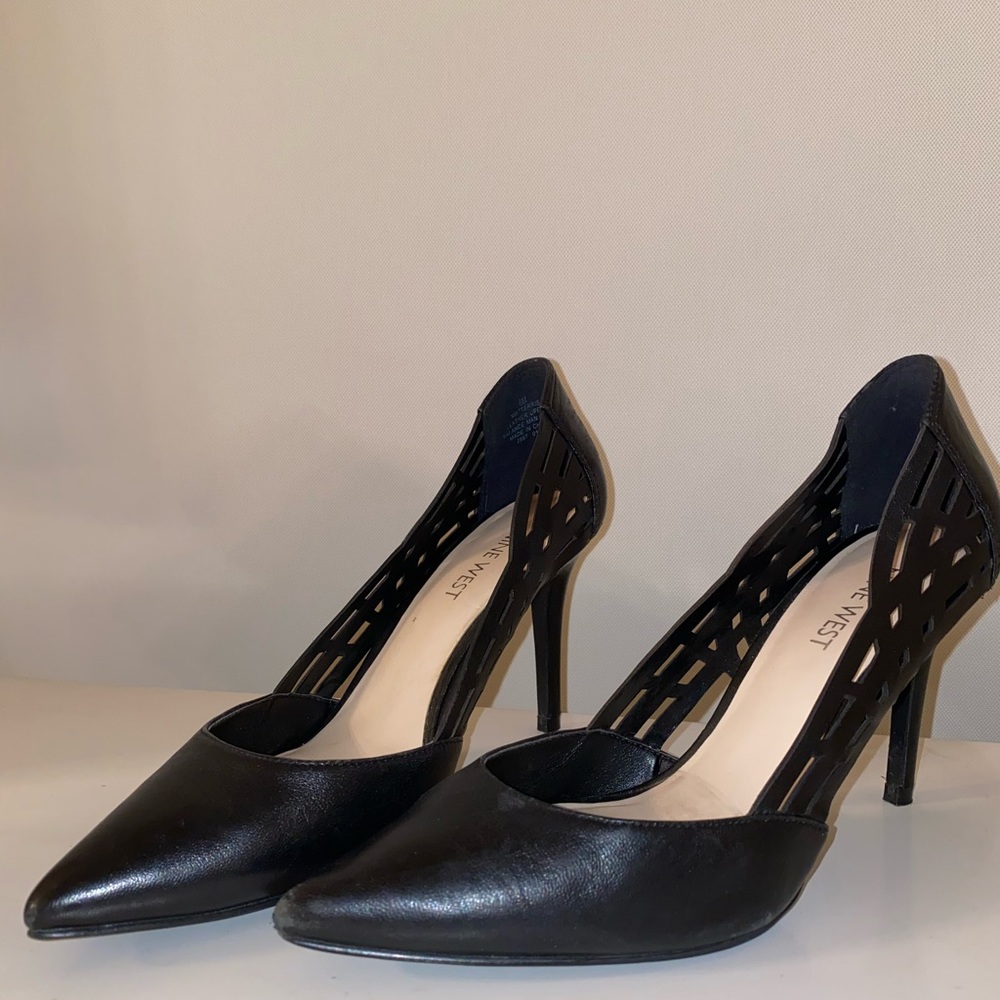 Nine West Black Pump